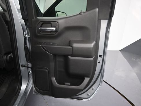 Used 2026 Chevrolet Silverado 1500 Custom w/ LPO, Dark Essentials Package AWD/4WD image 22