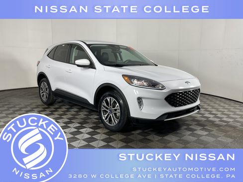 Used 2022 Ford Escape SEL w/ Technology Package image 1