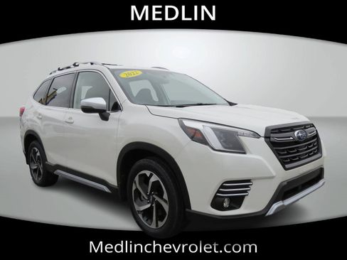 Used 2022 Subaru Forester Touring w/ Popular Package #2 image 2