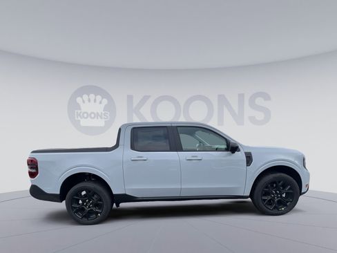 New 2026 Ford Maverick Lariat w/ Black Appearance Package image 8