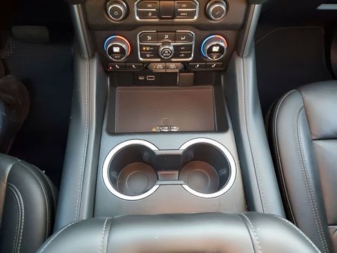 Used 2021 Chevrolet Suburban LT w/ Rear Media and Nav Package image 41