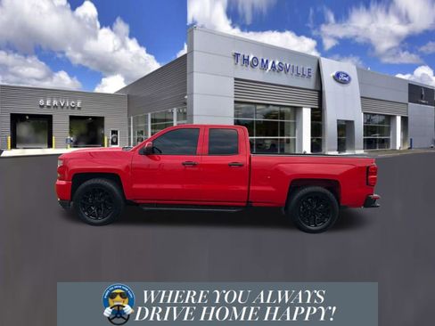 Used 2017 Chevrolet Silverado 1500 Custom w/ Custom Convenience Package RWD image 5