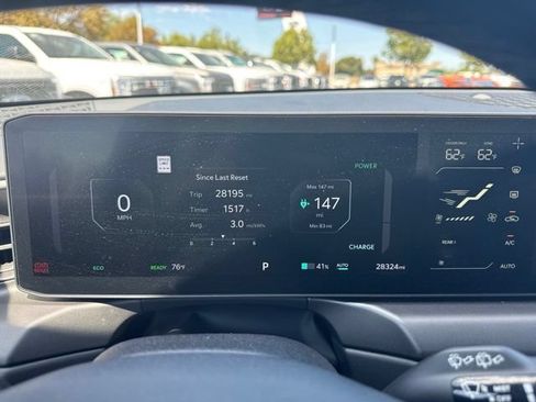 Used 2024 Kia EV9 Light Long Range RWD image 10