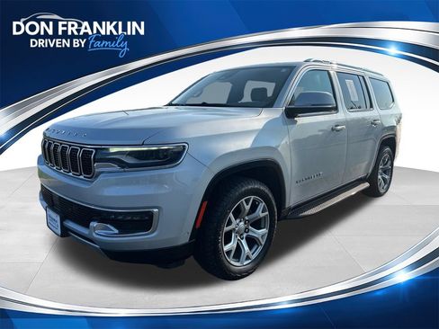 Used 2022 Jeep Wagoneer Series II AWD/4WD image 1