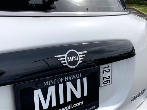 Certified 2024 MINI Cooper 4-Door Hardtop FWD image 31