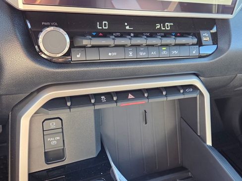 New 2026 Toyota Tundra SR5 AWD/4WD image 22