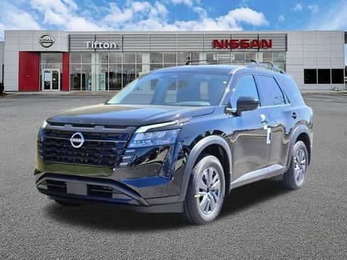 New 2026 Nissan Pathfinder SV w/ Cargo Package FWD image 8