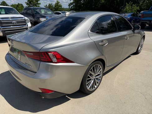Used 2016 Lexus IS 200t RWD image 5
