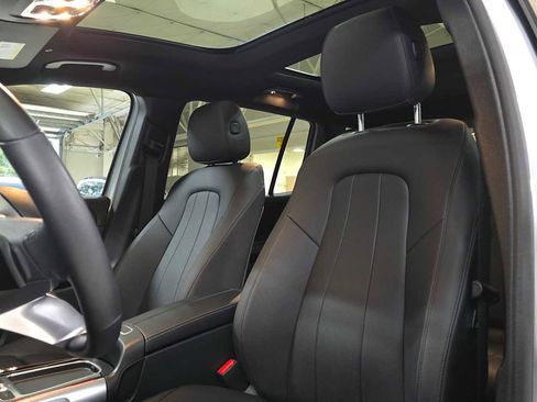 Certified 2025 Mercedes-Benz GLB 250 4MATIC image 21