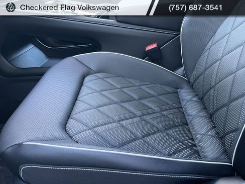 New 2026 Volkswagen Atlas SEL Premium R-Line image 25