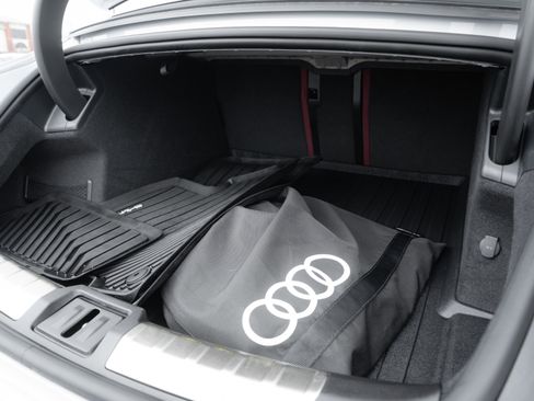 Used 2023 Audi e-tron GT Prestige w/ Prestige Package image 35