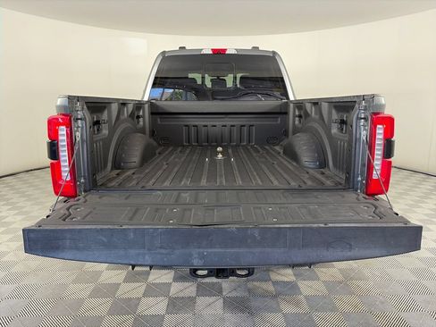 Used 2024 Ford F250 Lariat AWD/4WD image 28