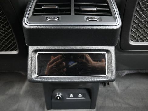Used 2024 Audi Q8 e-tron Prestige AWD/4WD image 17