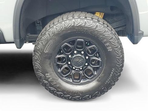 Used 2024 Chevrolet Silverado 2500 ZR2 w/ ZR2 Bison Edition AWD/4WD image 33