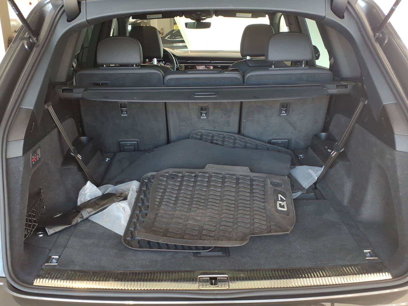 Used 2023 Audi Q7 2.0T Premium Plus w/ Premium Plus Package AWD/4WD image 9