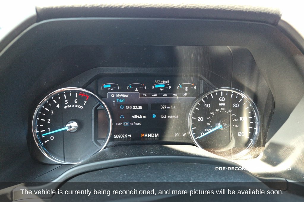 Used 2020 Ford Expedition Max XLT w/ Equipment Group 202A RWD image 16