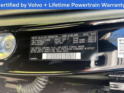 Used 2023 Volvo XC40 B4 Plus image 45