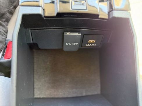 Used 2021 Toyota Corolla LE FWD image 44