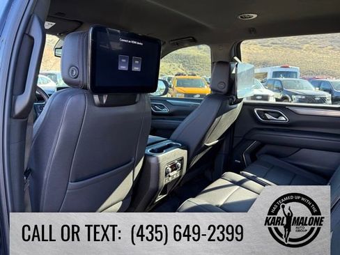 Used 2023 Chevrolet Suburban RST w/ Sport Performance Package AWD/4WD image 28