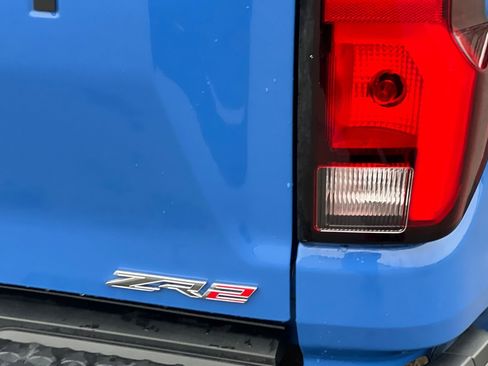 Used 2025 Chevrolet Colorado ZR2 w/ Technology Package image 28