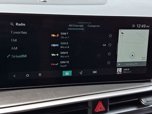 Used 2024 Kia Sorento S FWD image 17