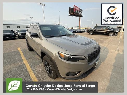 Certified 2022 Jeep Cherokee Latitude AWD/4WD image 1