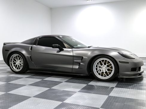 Used 2008 Chevrolet Corvette Coupe RWD image 8