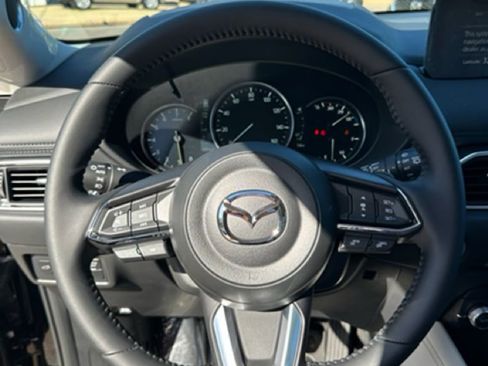 New 2025 MAZDA CX-5 AWD 2.5 S w/ Premium Plus Pkg image 17