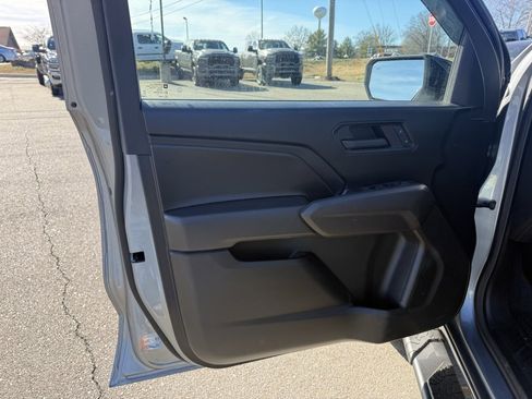 Used 2024 Chevrolet Colorado Trail Boss w/ Technology Package image 13