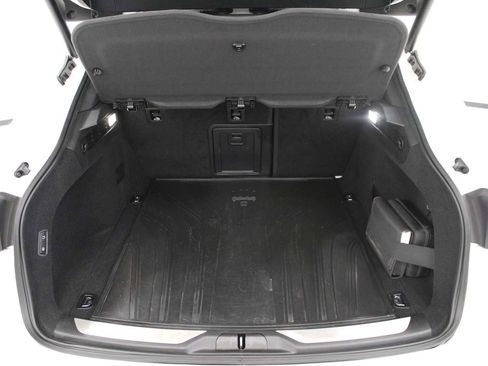 Used 2022 Maserati Levante GT image 12