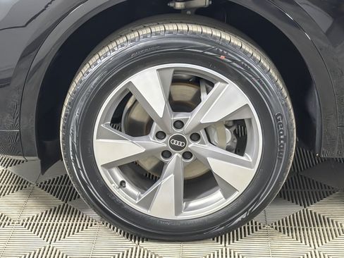 Used 2023 Audi Q5 2.0T Premium Plus w/ Premium Plus Package AWD/4WD image 26
