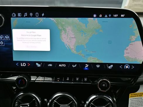 Used 2024 Chevrolet Blazer EV LT AWD/4WD image 23