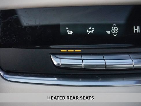 Used 2024 Cadillac Escalade Sport Platinum image 11