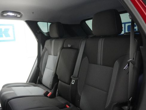 New 2026 Chevrolet Blazer LT w/ Convenience Package FWD image 35