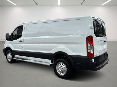 Used 2024 Ford Transit 250 Low Roof AWD w/ Exterior Upgrade Package image 3