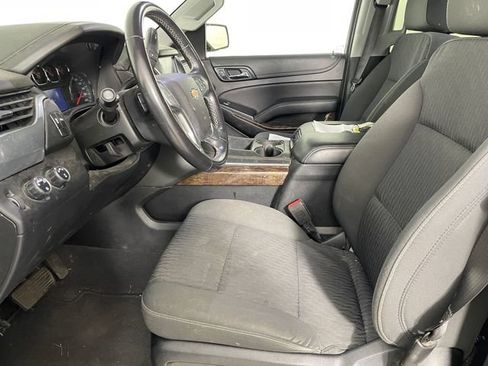 Used 2020 Chevrolet Suburban LS AWD/4WD image 2