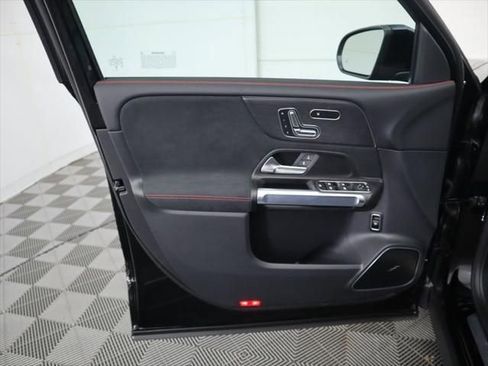 New 2026 Mercedes-Benz GLB 35 AMG 4MATIC image 25