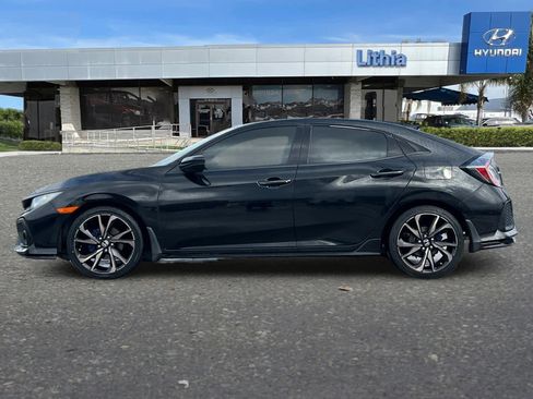 Used 2019 Honda Civic Sport image 6