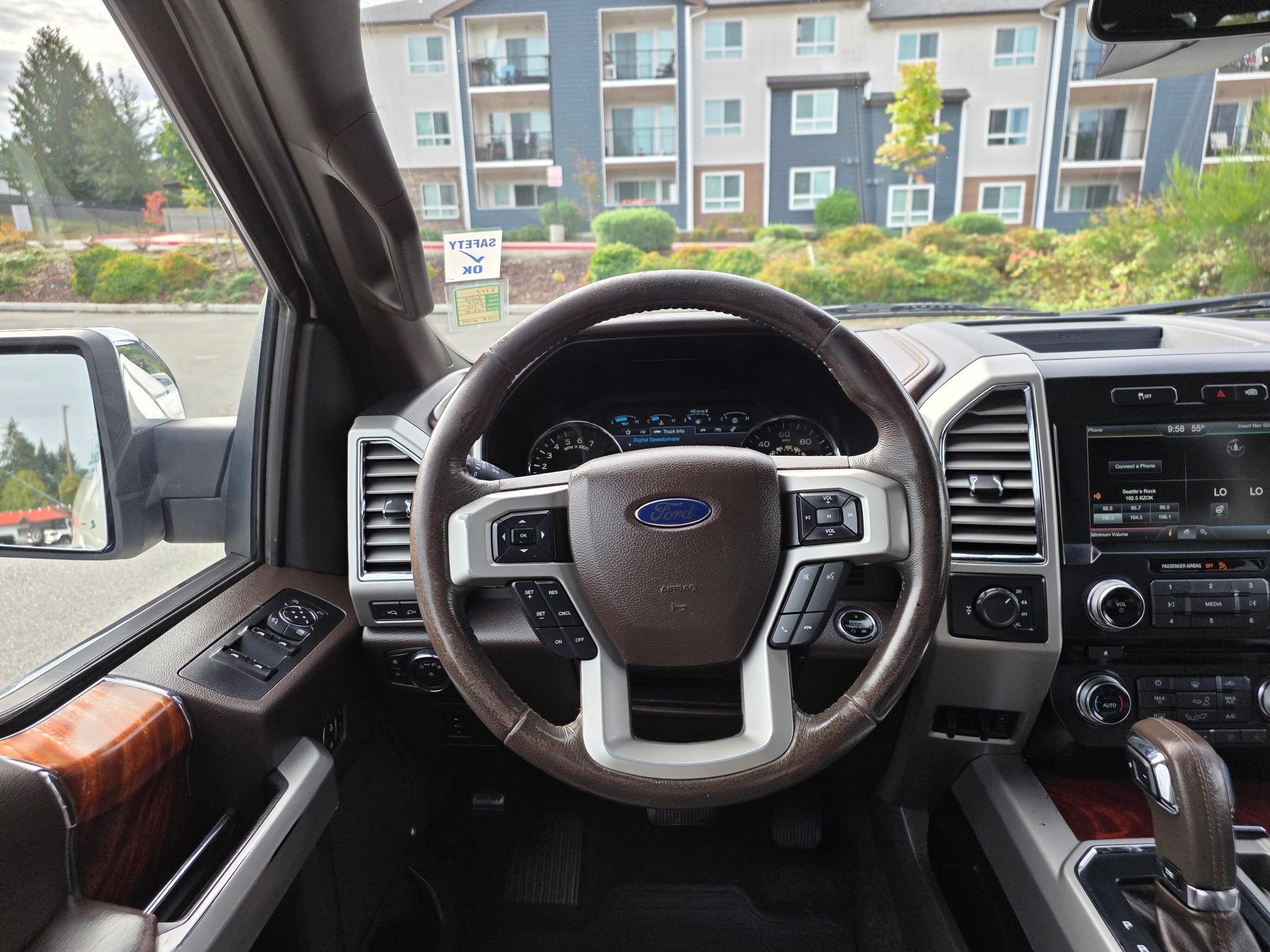 Used 2015 Ford F150 King Ranch w/ Equipment Group 601A Luxury AWD/4WD image 15
