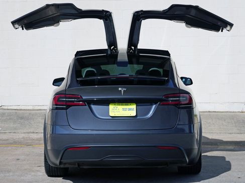 Used 2022 Tesla Model X AWD/4WD image 56