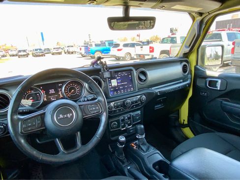 Used 2022 Jeep Wrangler Unlimited Sport AWD/4WD image 29