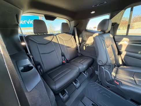 Certified 2020 Cadillac XT6 Premium Luxury image 29