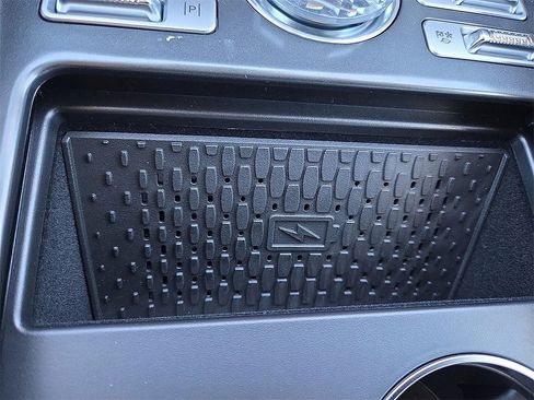 New 2026 Lincoln Nautilus Premier image 15