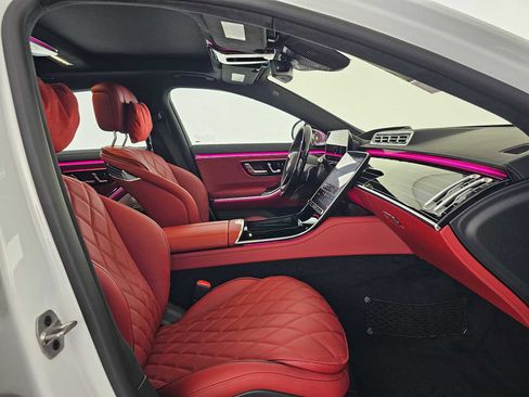 New 2025 Mercedes-Benz S 580 4MATIC Sedan image 10