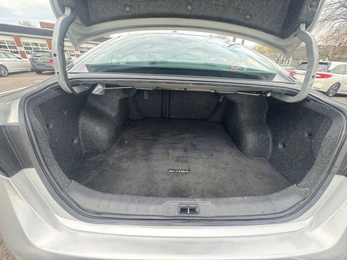 Used 2021 Nissan Altima 2.5 SV FWD image 25