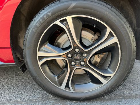 Used 2019 Ford Edge ST w/ Convenience Package image 14