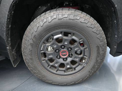 Used 2025 Toyota Sequoia TRD Pro AWD/4WD image 15