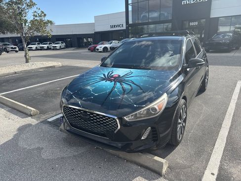 Used 2018 Hyundai Elantra GT w/ Style Package 02 image 2