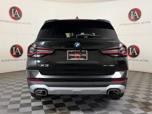 Used 2024 BMW X3 xDrive30i w/ Premium Package w/ZPA AWD/4WD image 8