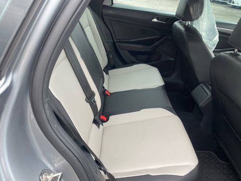 Used 2020 Volkswagen Jetta R-Line FWD image 17